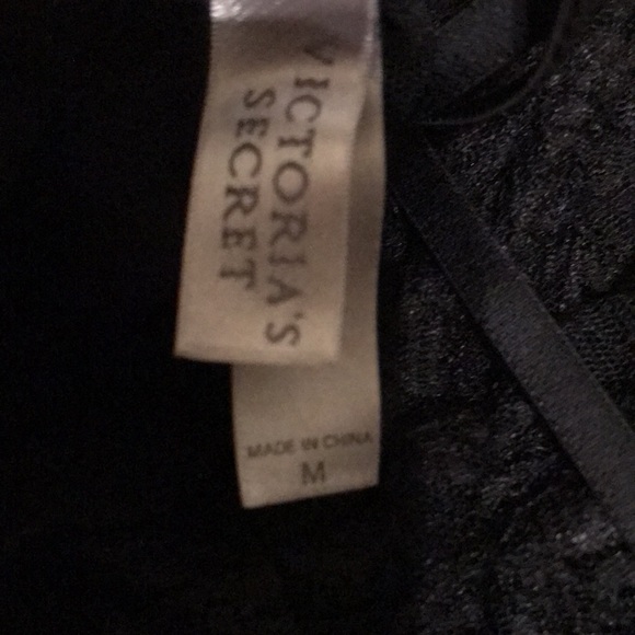 VS - matching babydoll (M)/panty (M) set - never worn - Picture 6 of 13